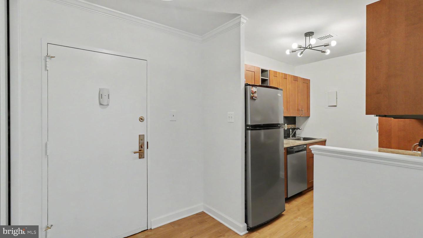 1425 4th St Sw #m1 Property Photo 13