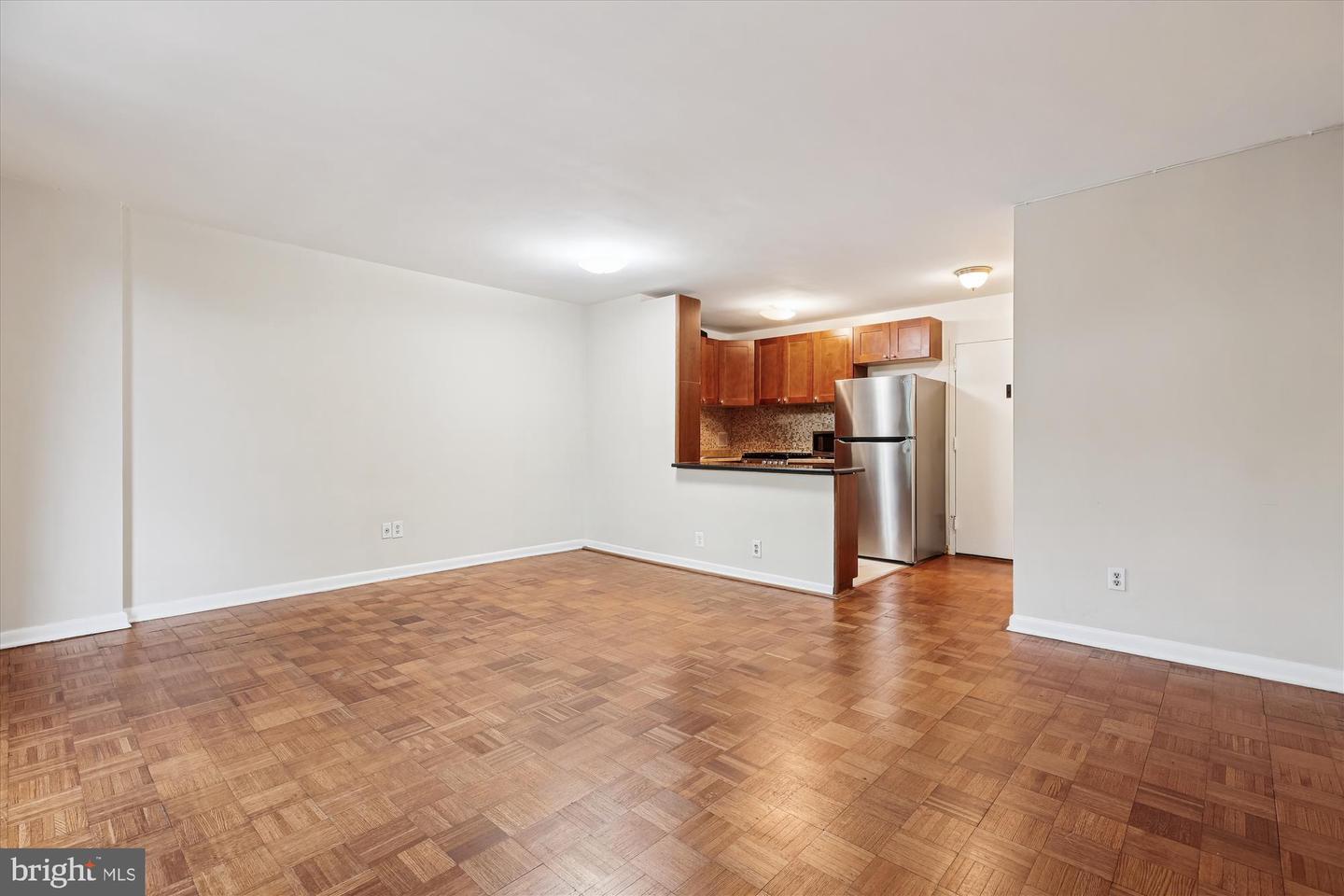 950 25th St Nw #709-n Property Photo 18