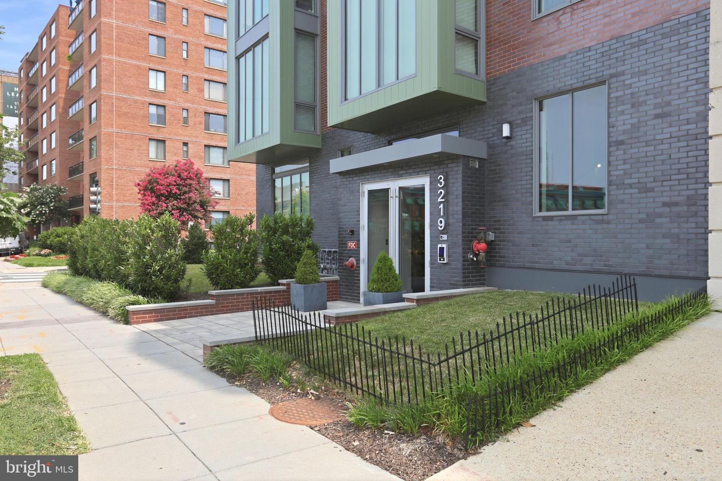3219 Wisconsin Ave Nw #301 Property Photo 24