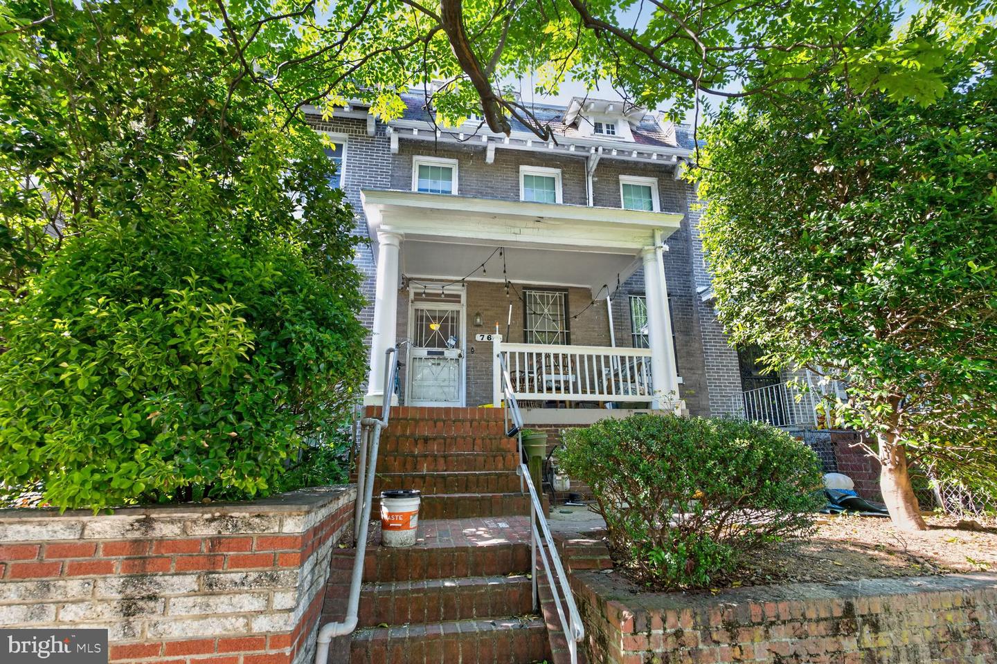 764 Quebec Pl Nw Property Photo 1