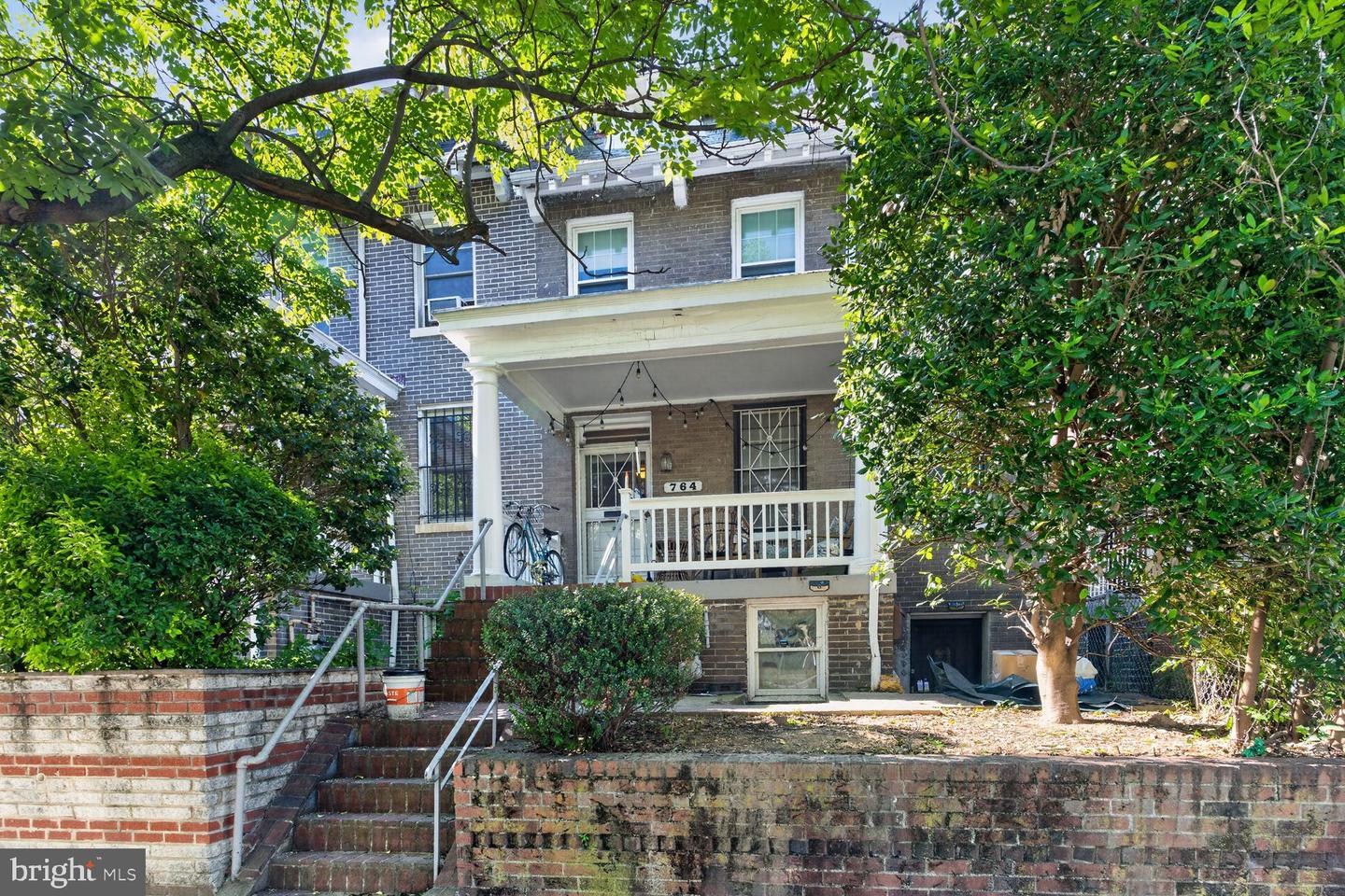 764 Quebec Pl Nw Property Photo 2