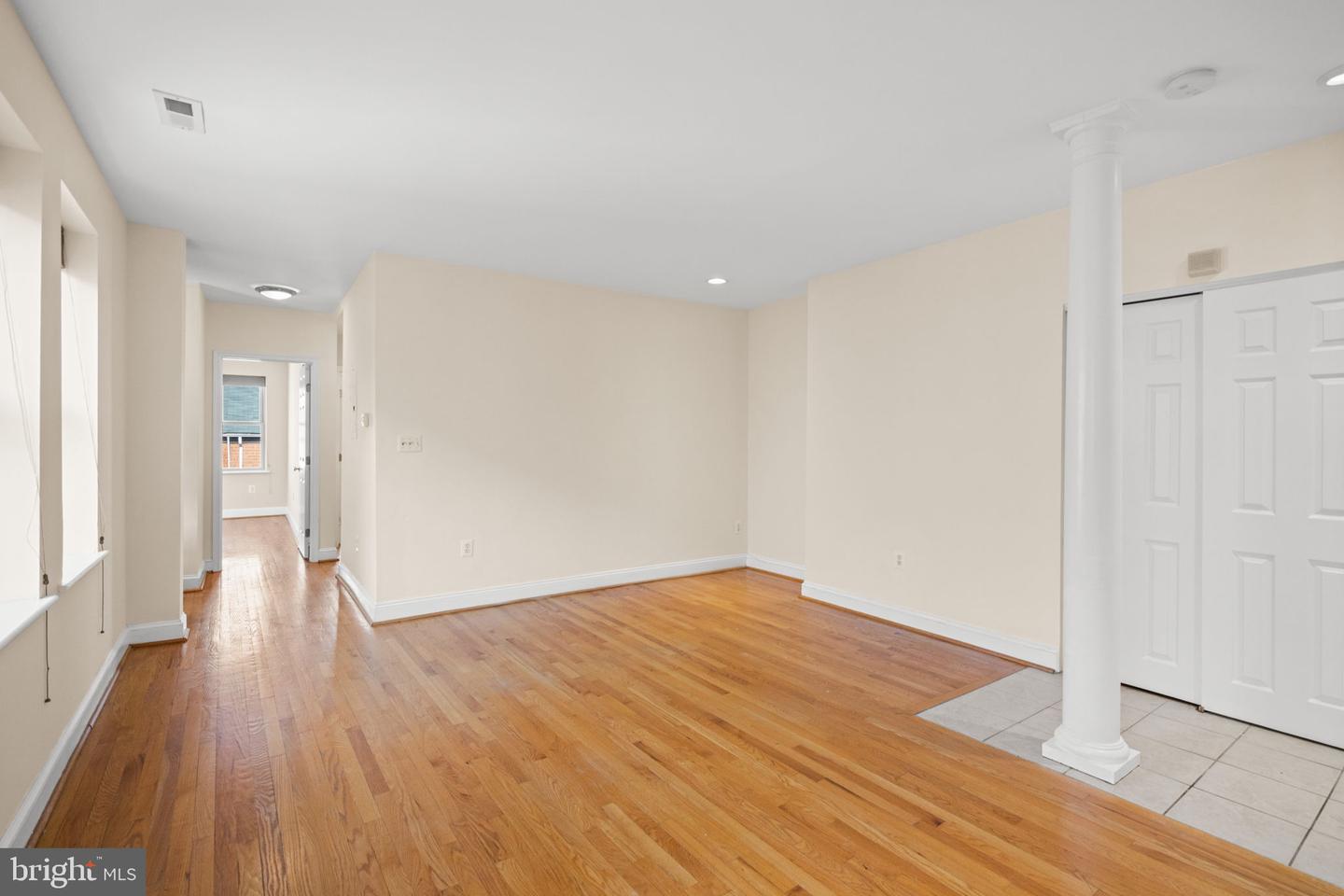 1427 Chapin St Nw #306 Property Photo 9