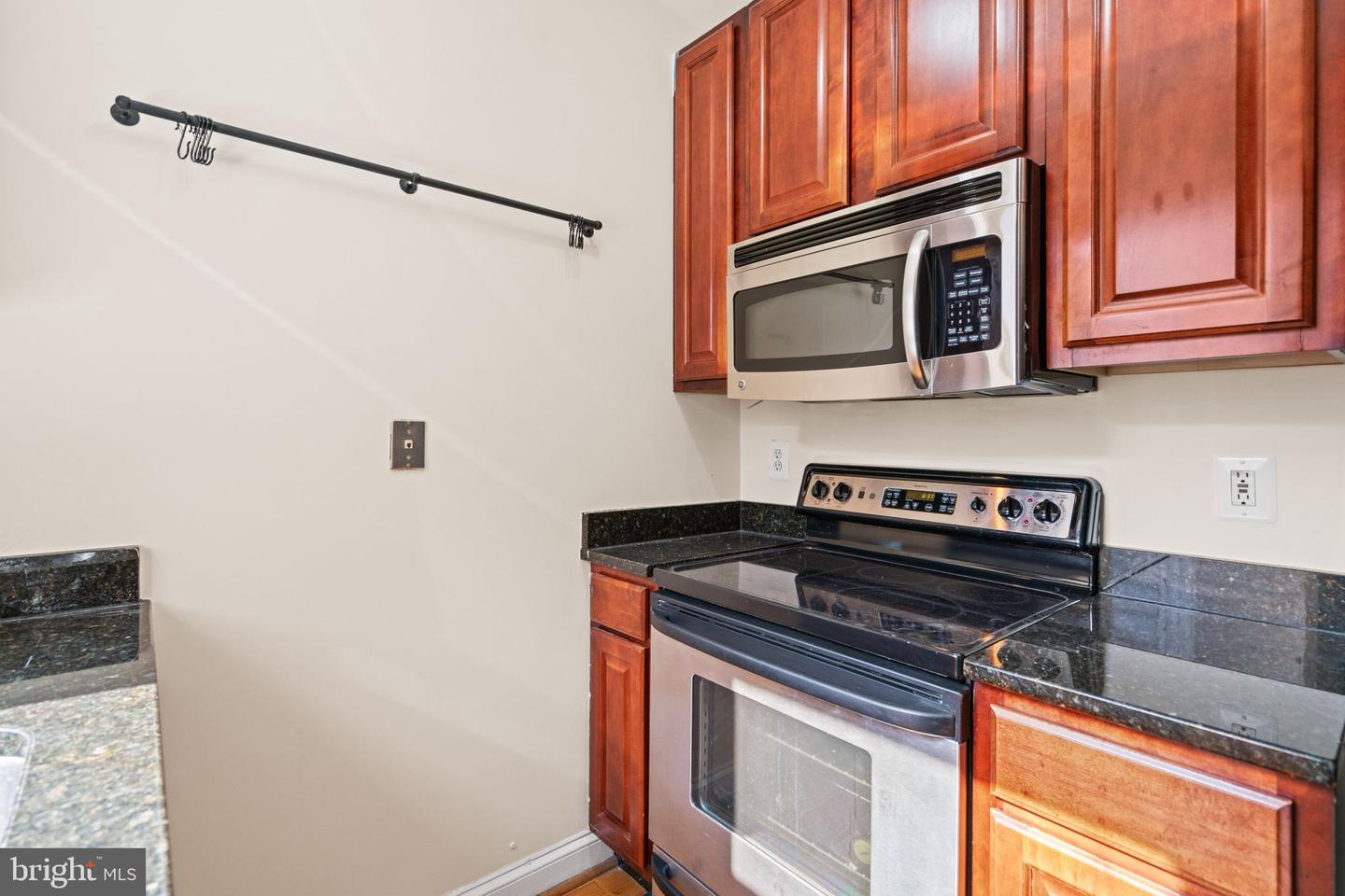 1427 Chapin St Nw #306 Property Photo 15