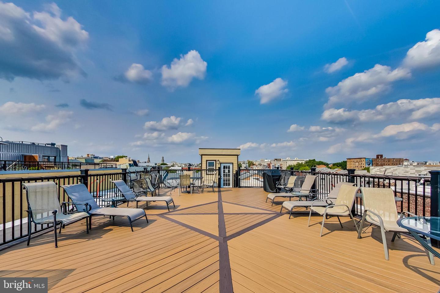 1427 Chapin St Nw #306 Property Photo 31