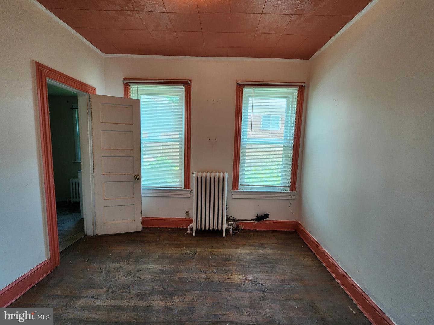 4506 Brooks St Ne Property Photo 12