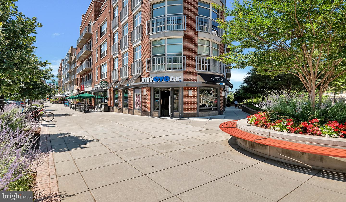 3401 38th St Nw #p04-301 Property Photo 18