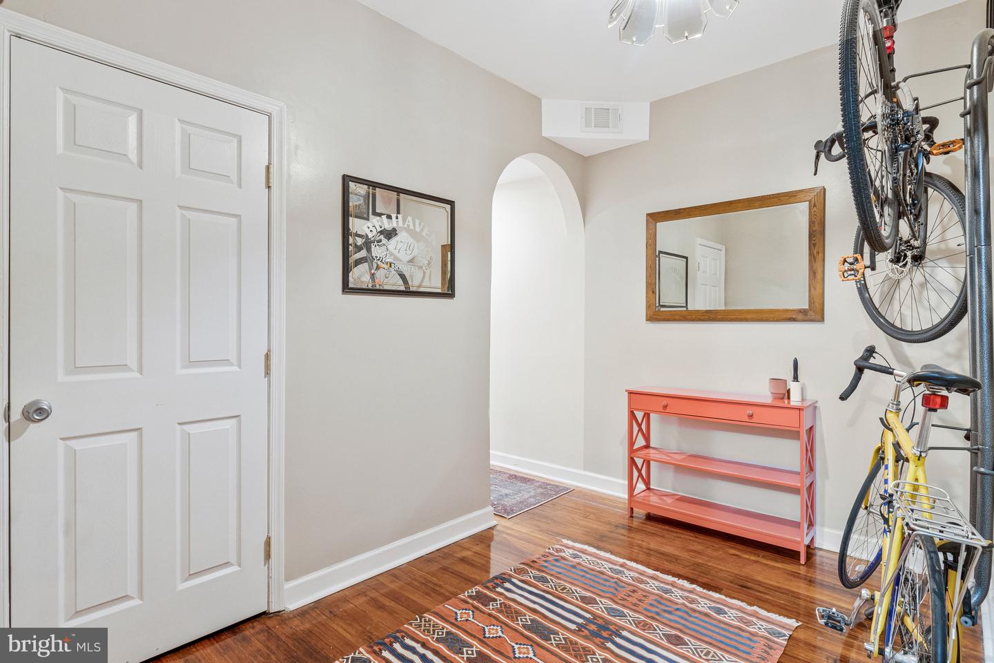 1527 Park Rd Nw #301 Property Photo 7