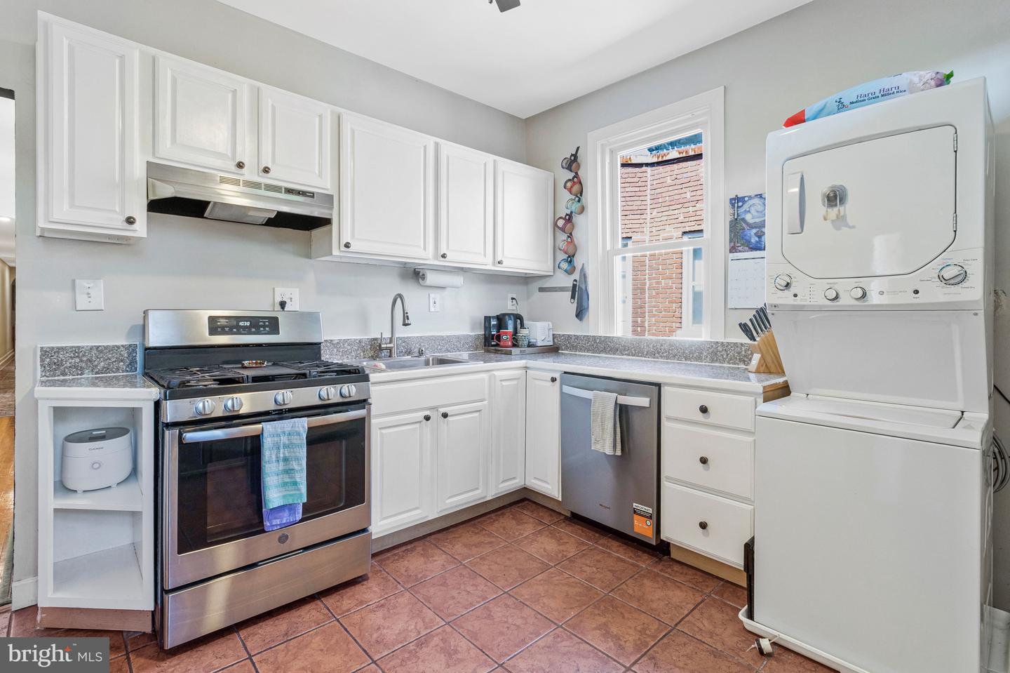 1527 Park Rd Nw #301 Property Photo 13