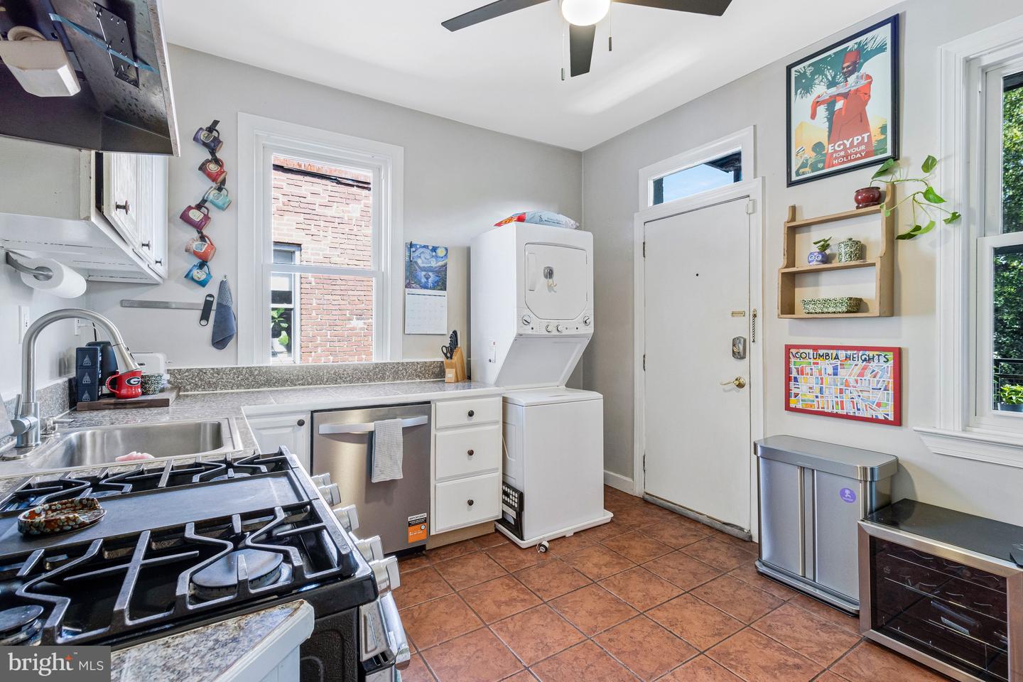 1527 Park Rd Nw #301 Property Photo 15