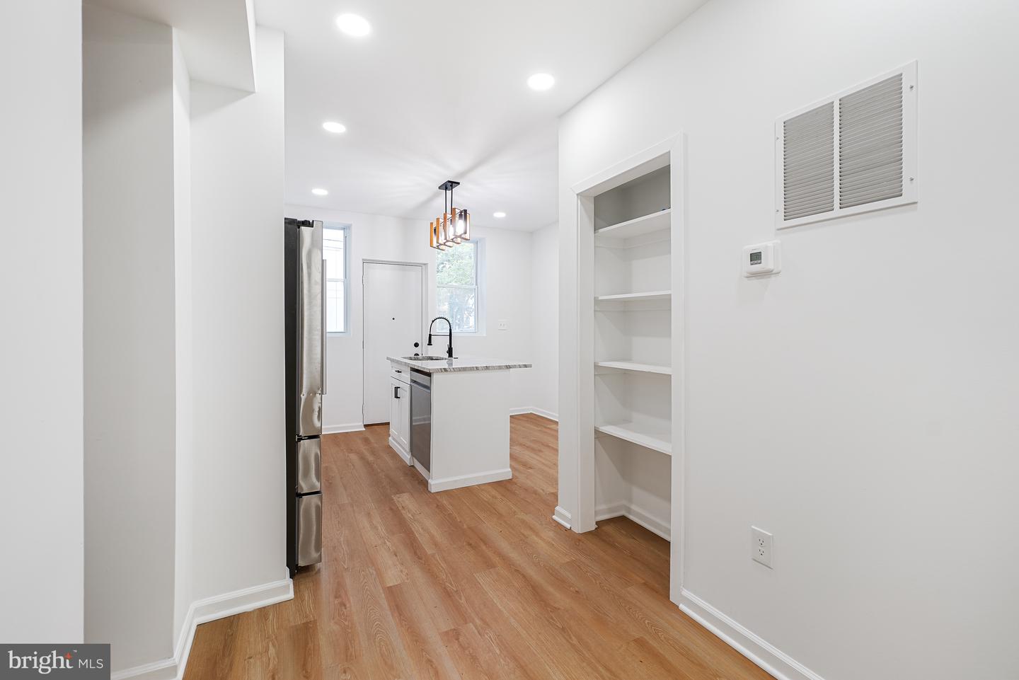 1721 L St Ne Property Photo 6