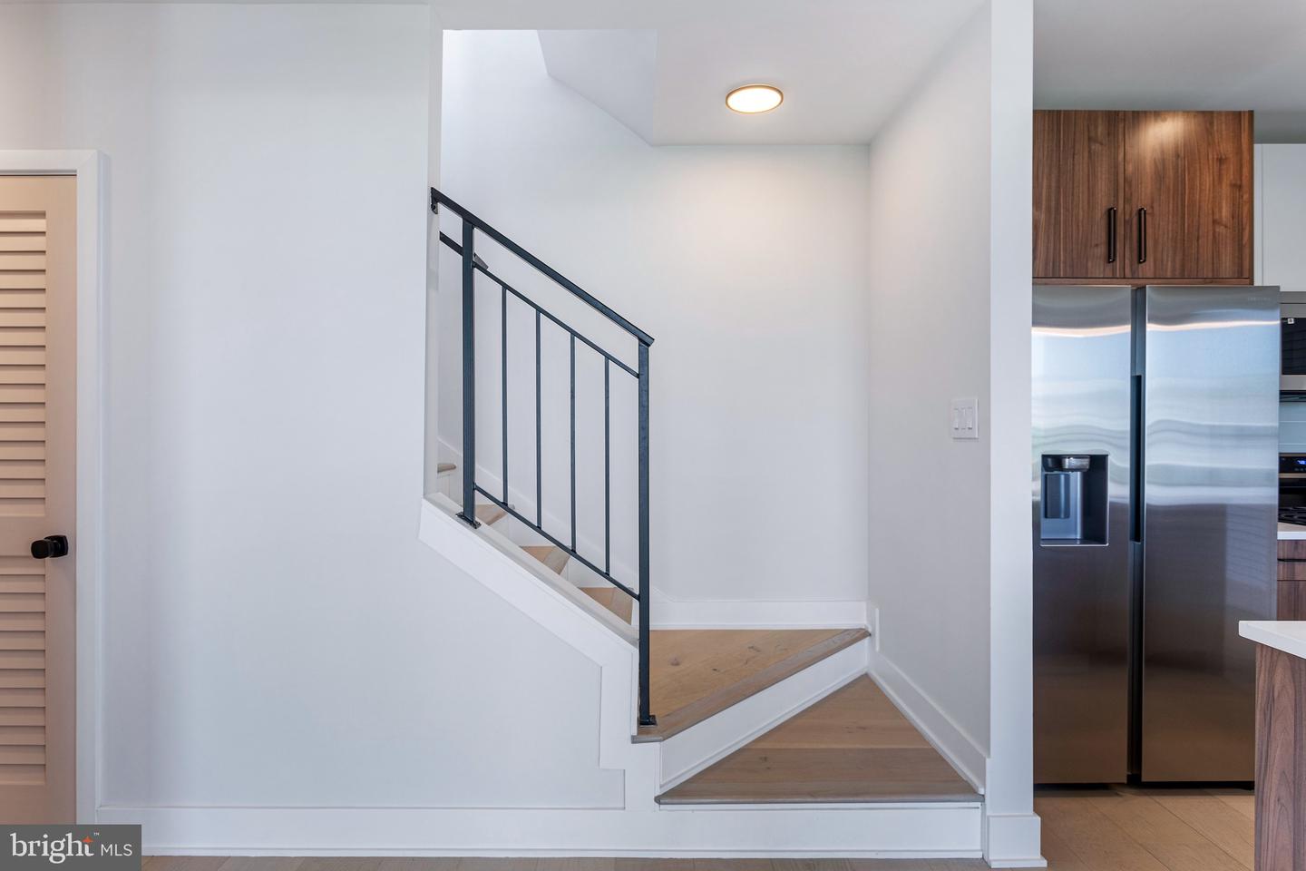 845 19th St Ne #ph-12 Property Photo 8