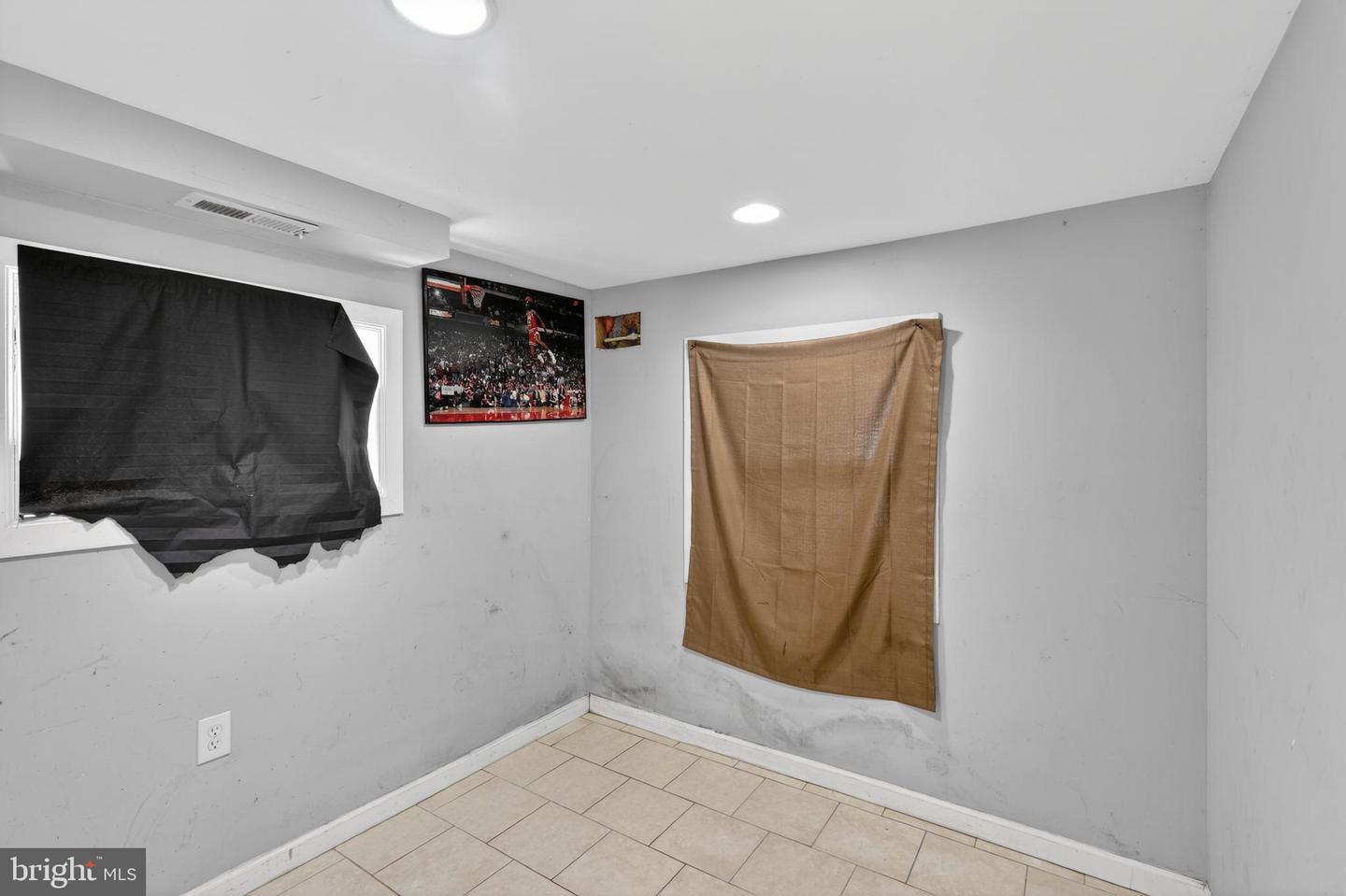 627 Atlantic St Se Property Photo 24