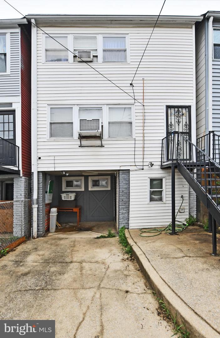 1415 Orren St Ne Property Photo 32