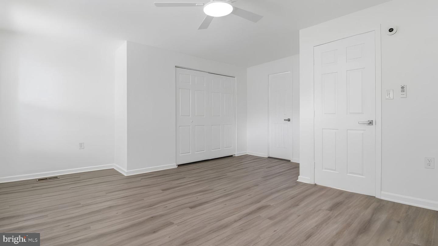 1028 Kenyon St Nw Property Photo 17