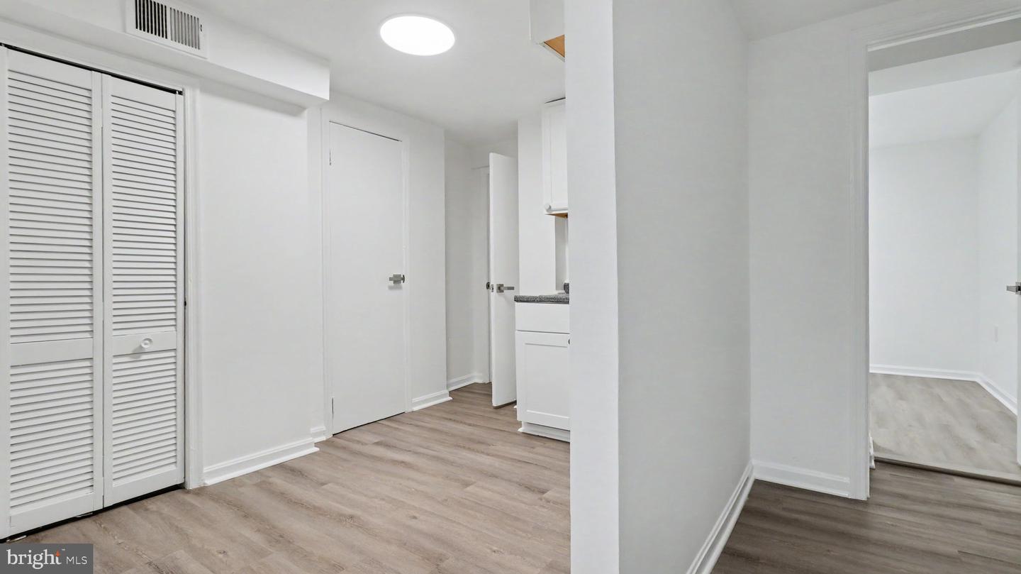 1028 Kenyon St Nw Property Photo 19
