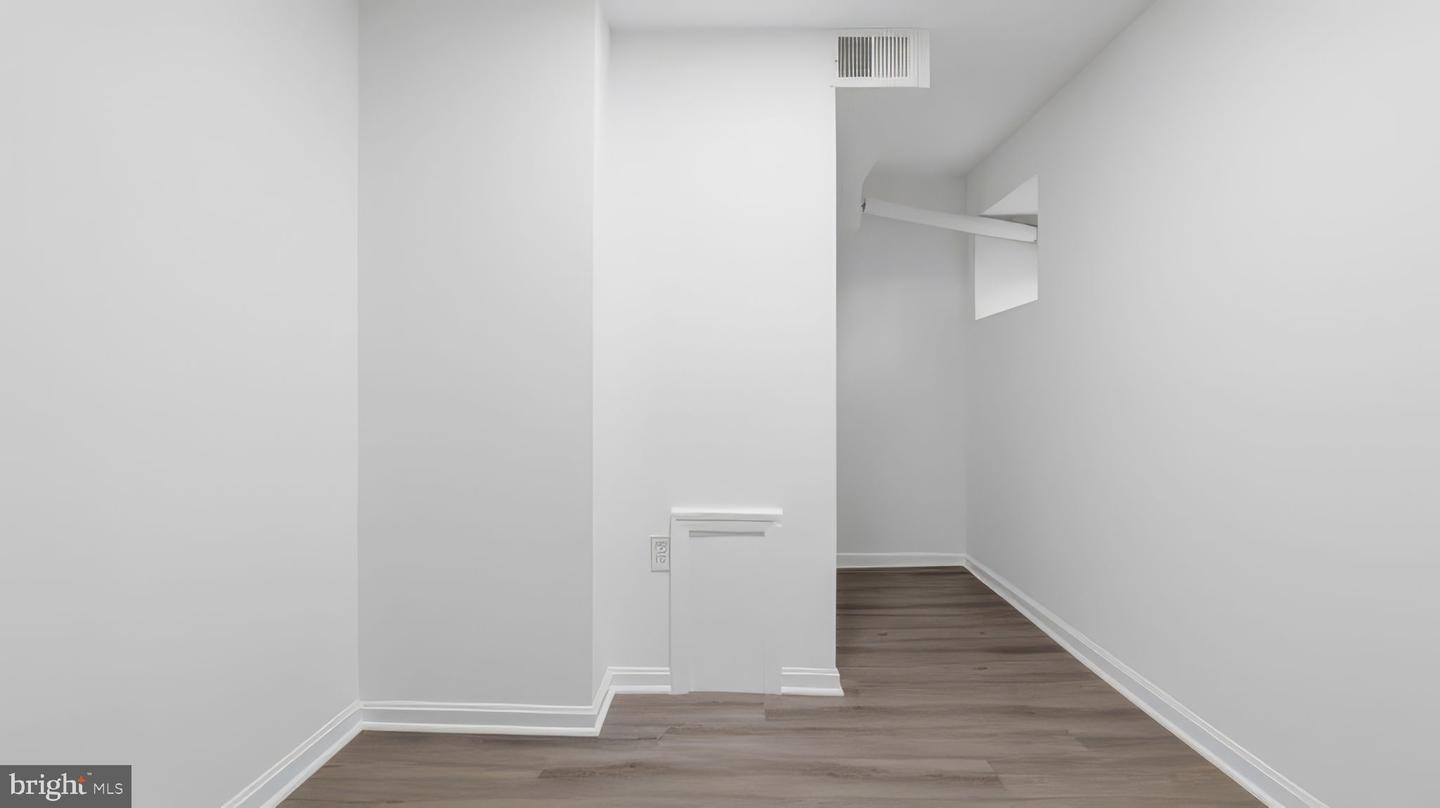1028 Kenyon St Nw Property Photo 22
