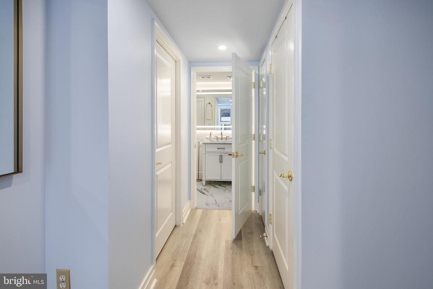 915 E St Nw #1105 Property Photo 24