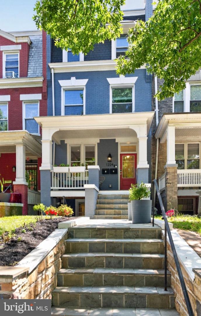 1224 EUCLID ST NW #1 Property Photo 1