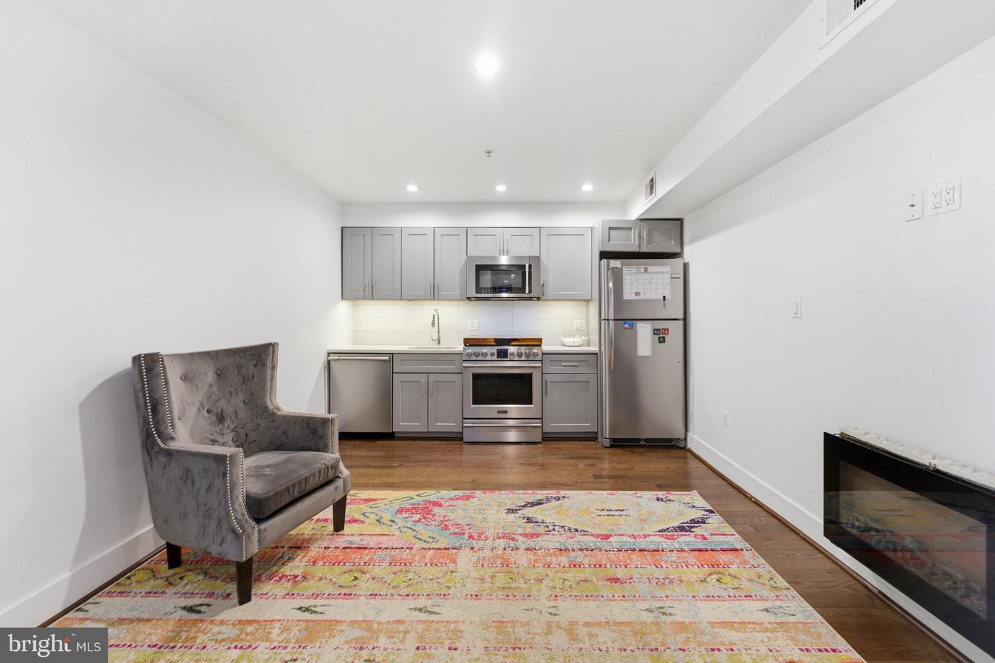 7723 Alaska Ave Nw #b102 Property Photo 1