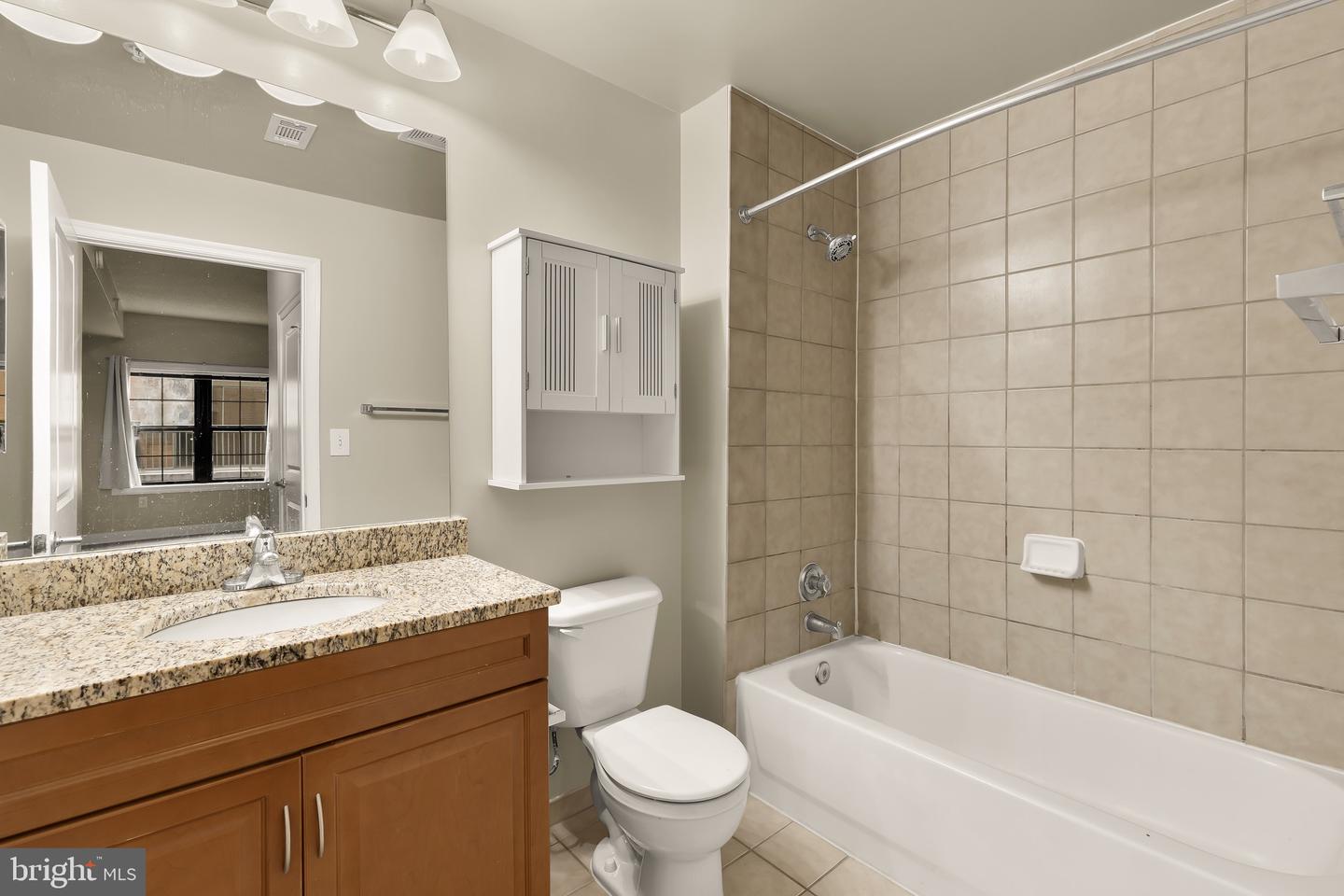 1111 25th St Nw #723 Property Photo 12