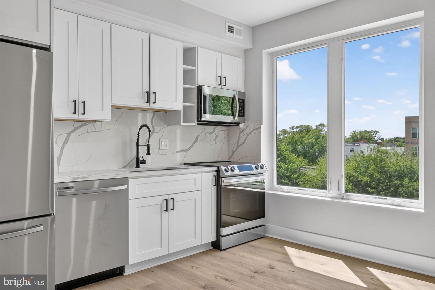 1915 Benning Rd Ne #(various Units) Property Photo 9