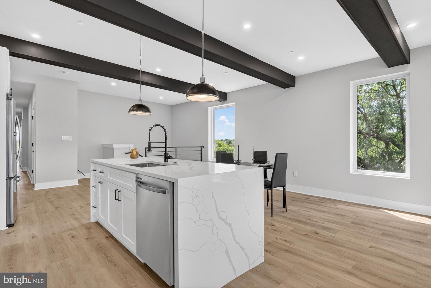 1915 Benning Rd Ne #penthouse Property Photo 13