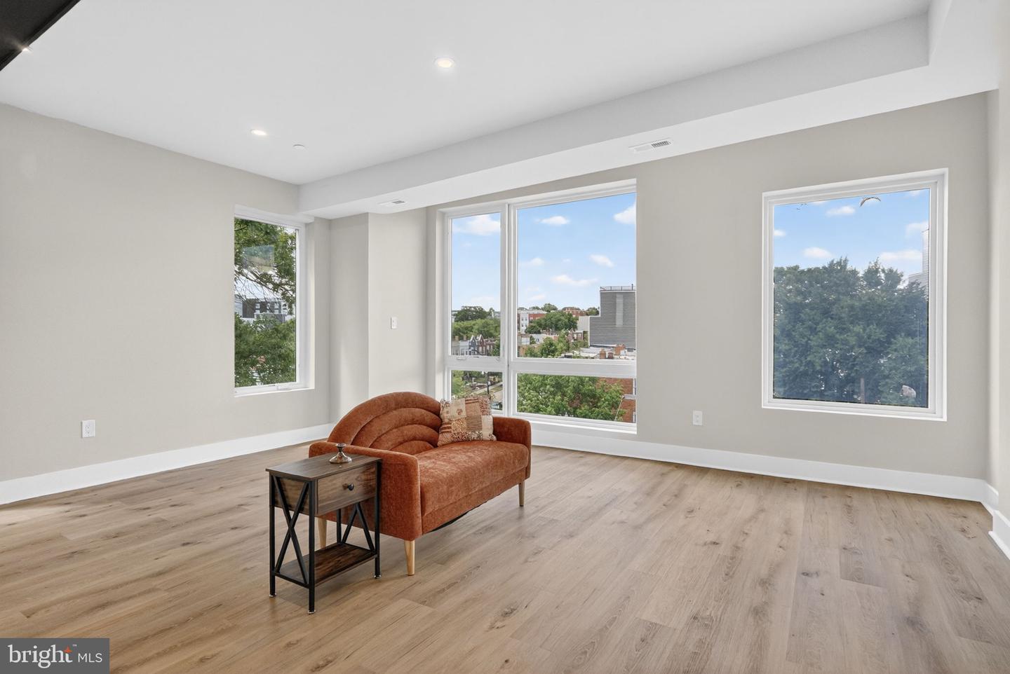 1915 Benning Rd Ne #penthouse Property Photo 14