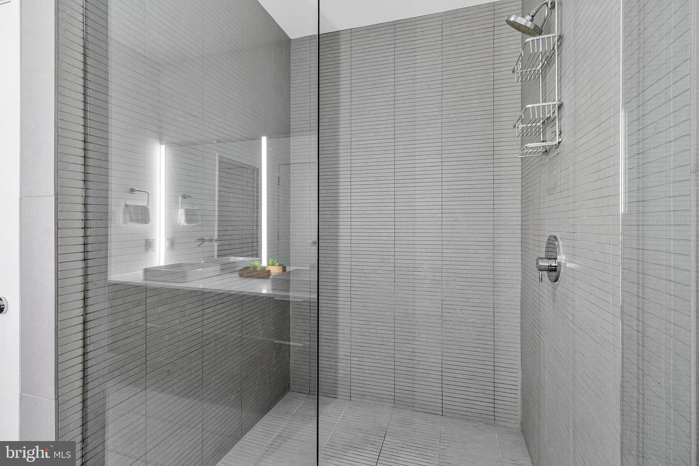 1932 9th St Nw #r401 Property Photo 11