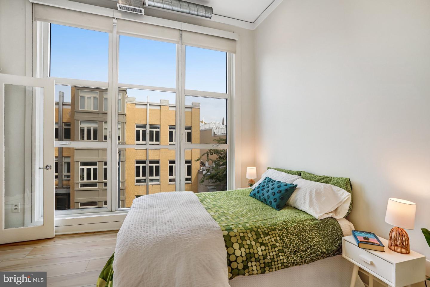 2380 Champlain St Nw #306 Property Photo 15