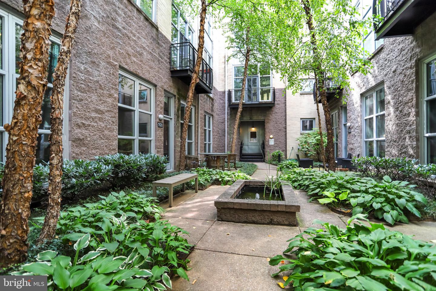 2380 Champlain St Nw #306 Property Photo 22