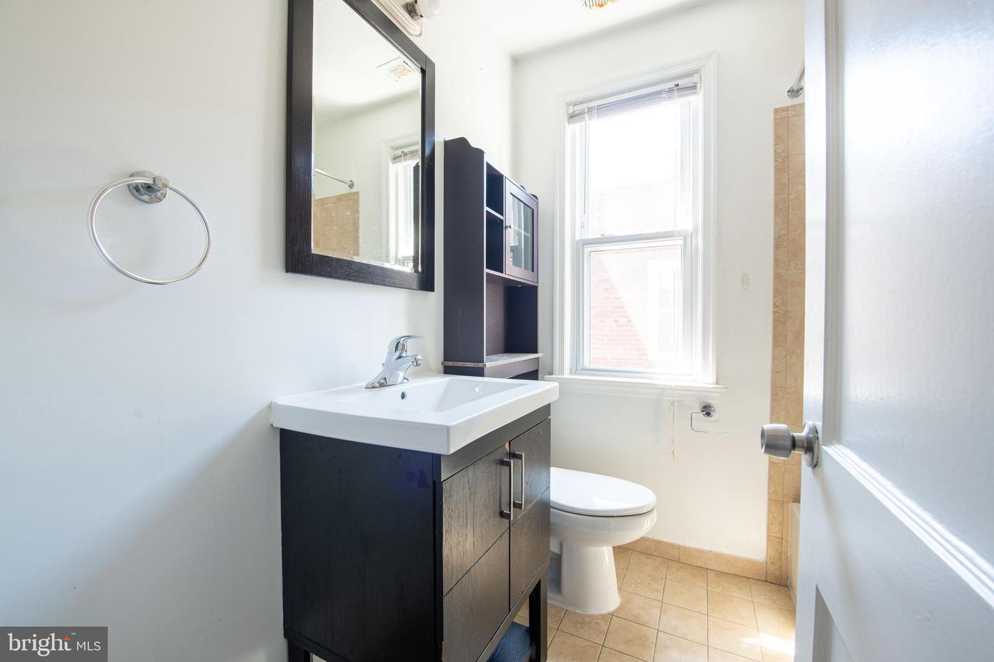 2241 40th Pl Nw Property Photo 47