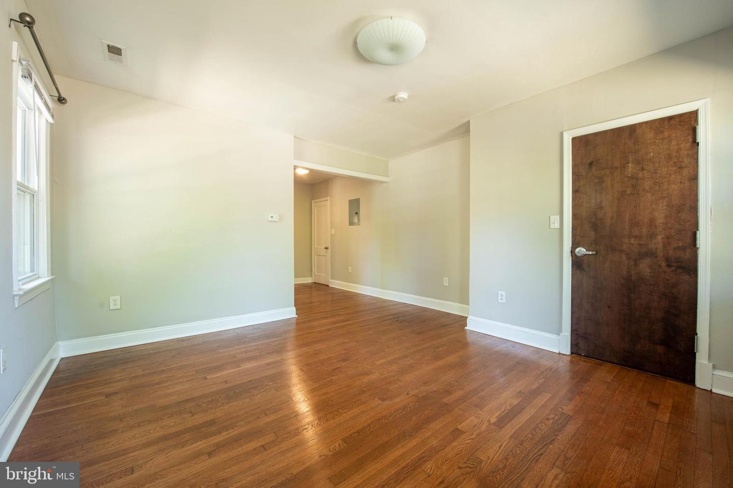 2241 40th Pl Nw Property Photo 67