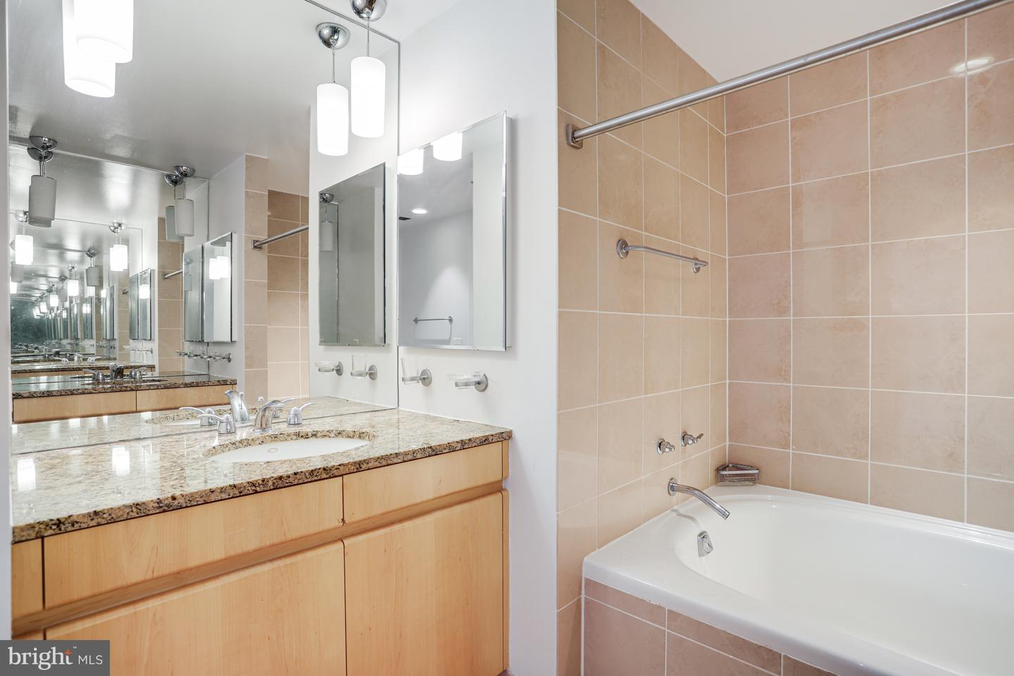 675 E St Nw #900 Property Photo 11