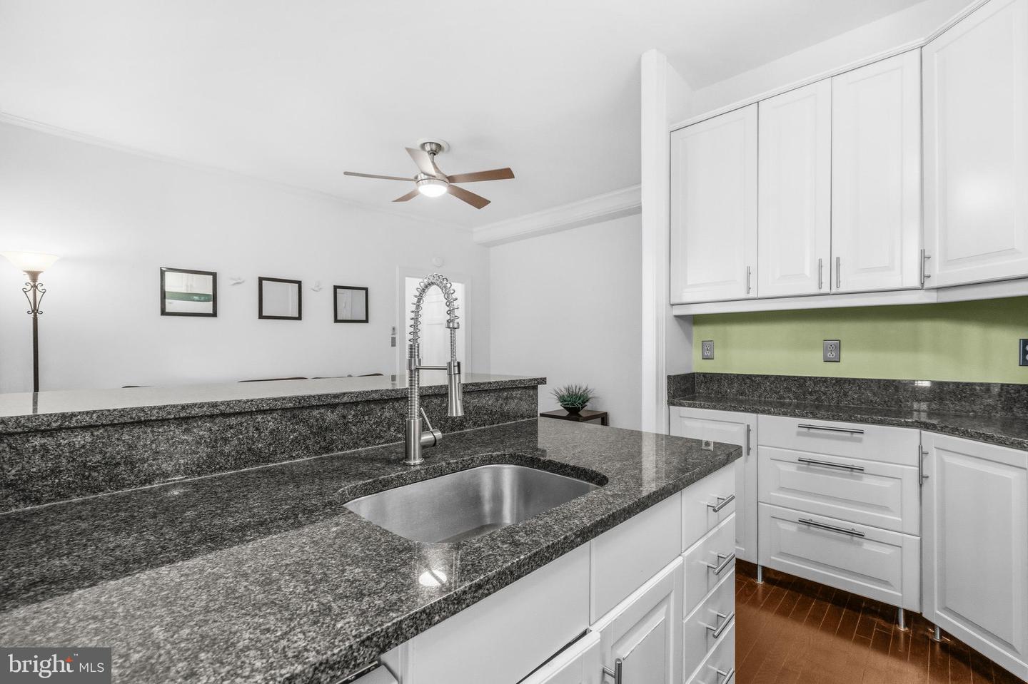 1526 17th St Nw #109 Property Photo 8
