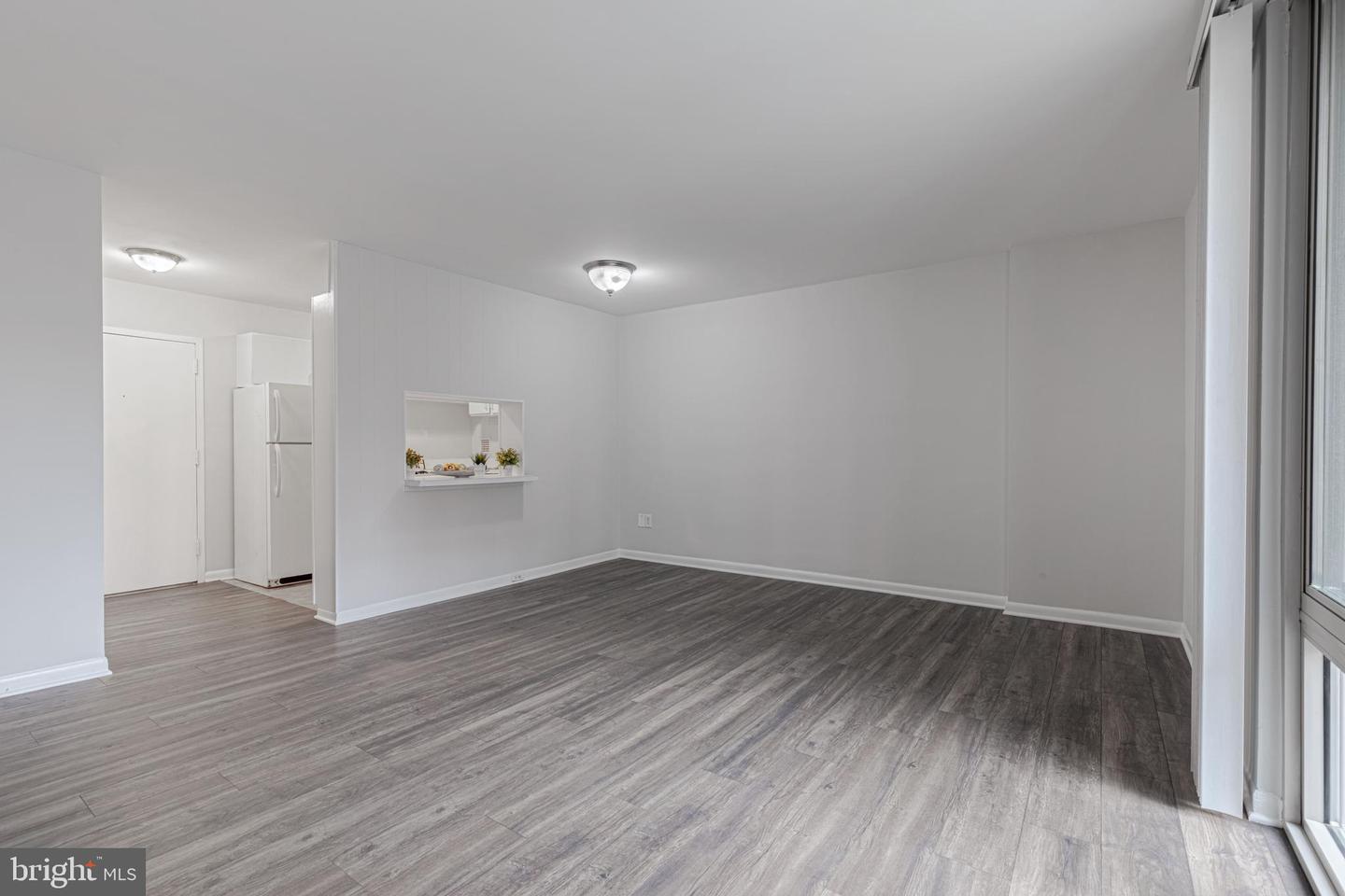 950 25th St Nw #327n Property Photo 8