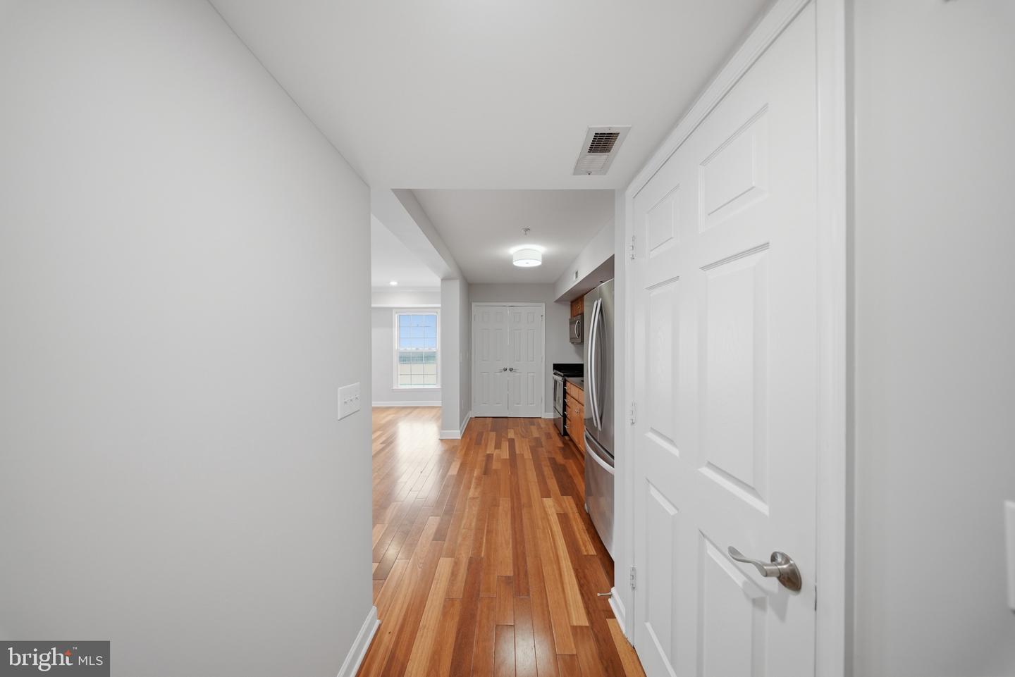 5414 1st Pl Nw #202 Property Photo 1