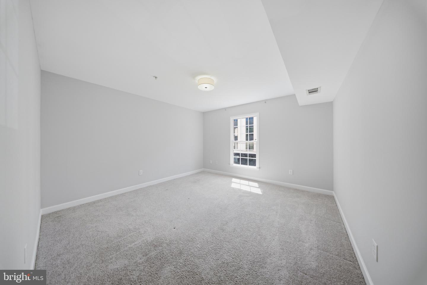 5414 1st Pl Nw #202 Property Photo 14