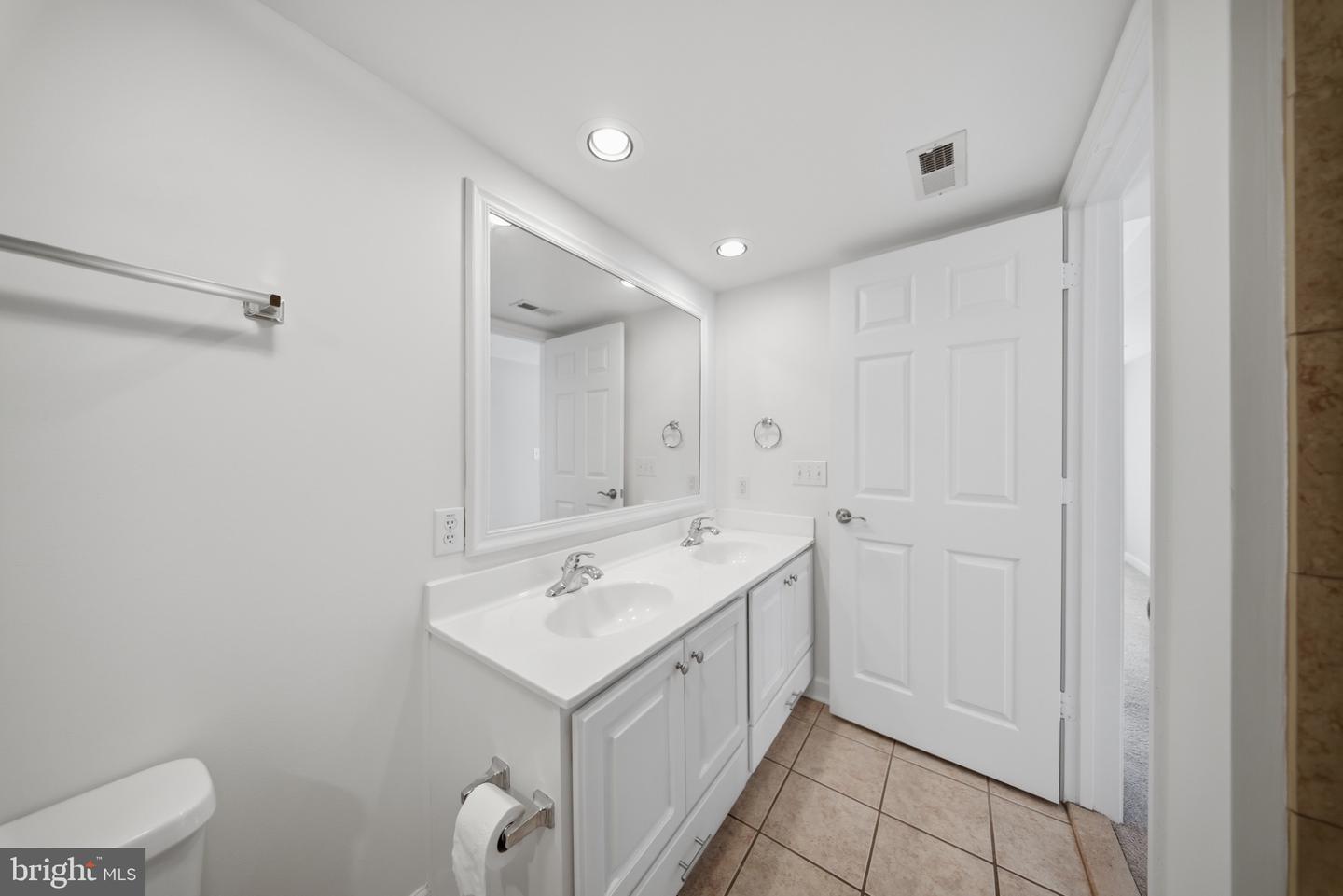 5414 1st Pl Nw #202 Property Photo 18
