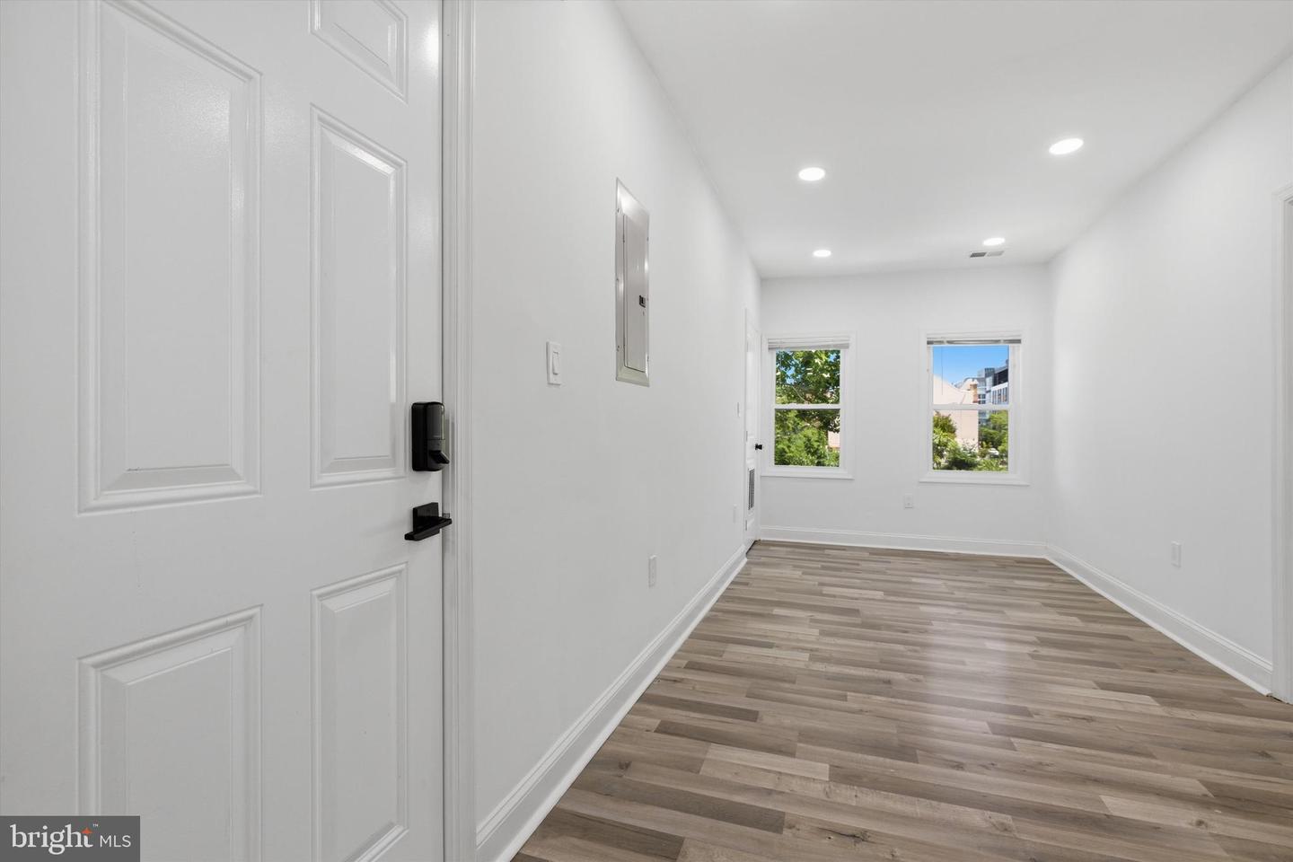 1508 10th St Nw Property Photo 16