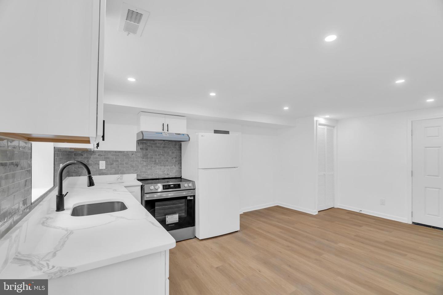 518 Oglethorpe St Ne Property Photo 2