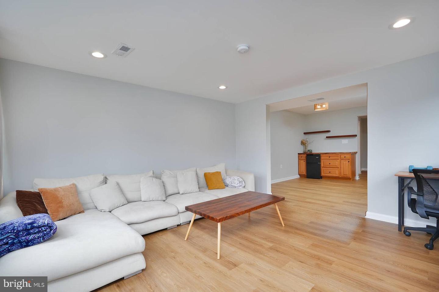 2425 Skyland Pl Se Property Photo 16