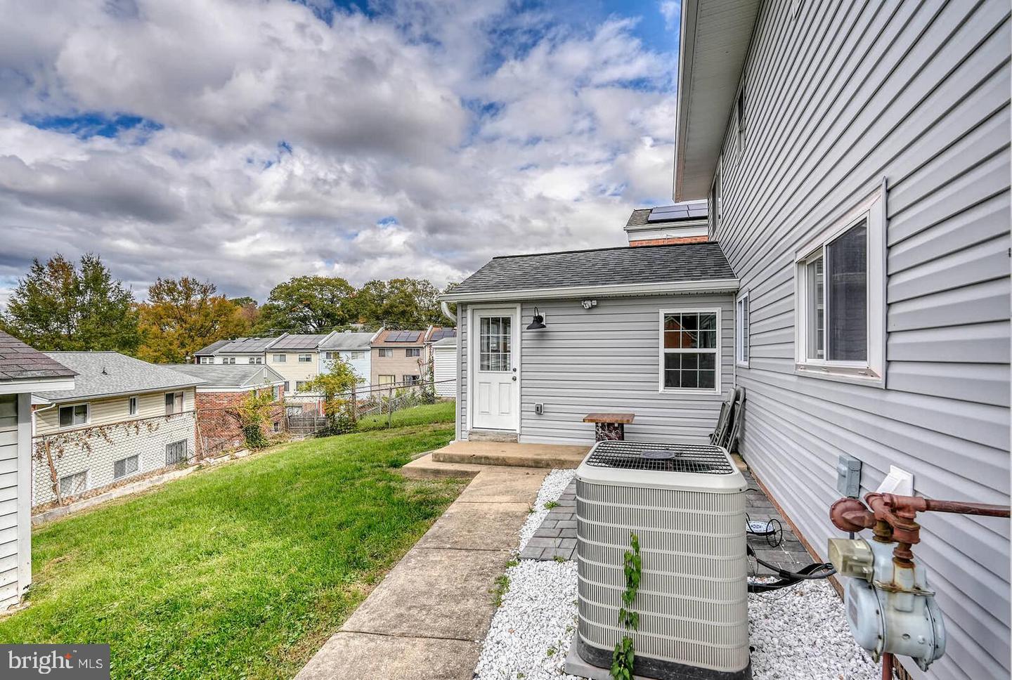 2425 Skyland Pl Se Property Photo 36