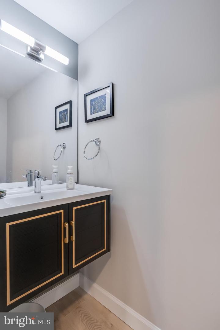 3116 E St Se Property Photo 13