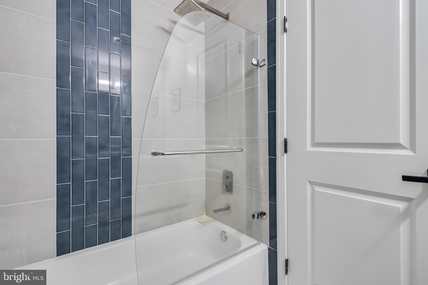 3116 E St Se Property Photo 23