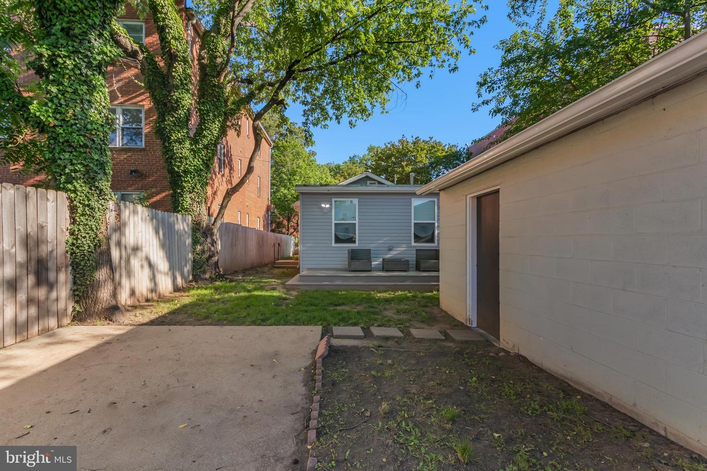 3116 E St Se Property Photo 26