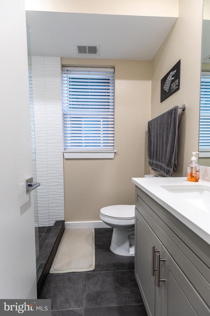 839 19th St Ne #3 Property Photo 16
