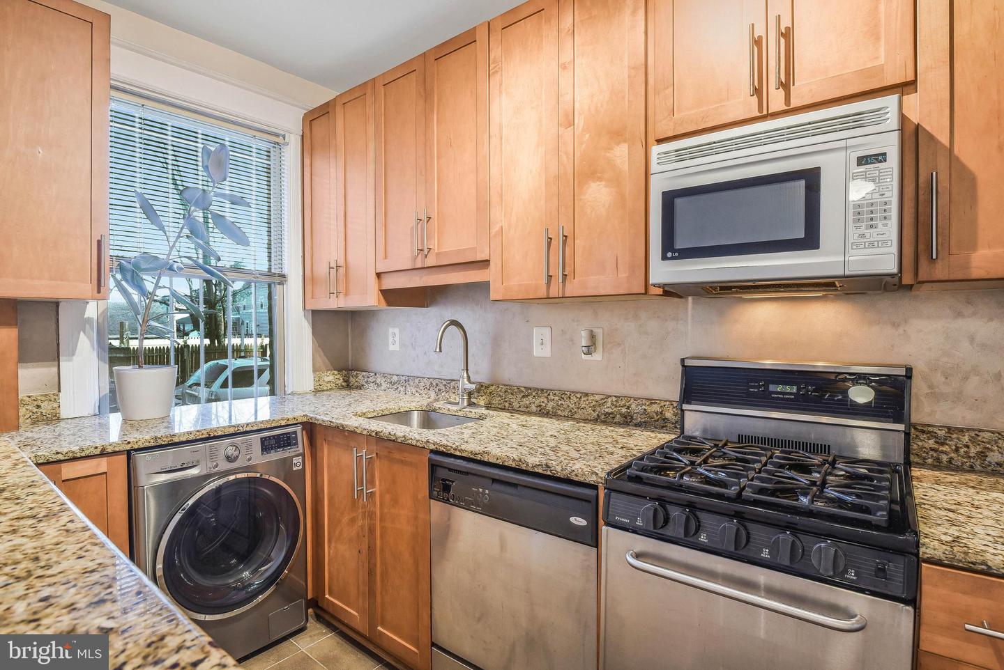 6645 Georgia Ave Nw #103 Property Photo 7