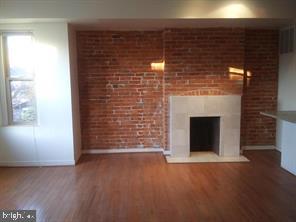 1433 Clifton St Nw #2 Property Photo 3