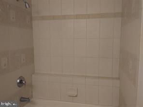 1433 Clifton St Nw #2 Property Photo 7