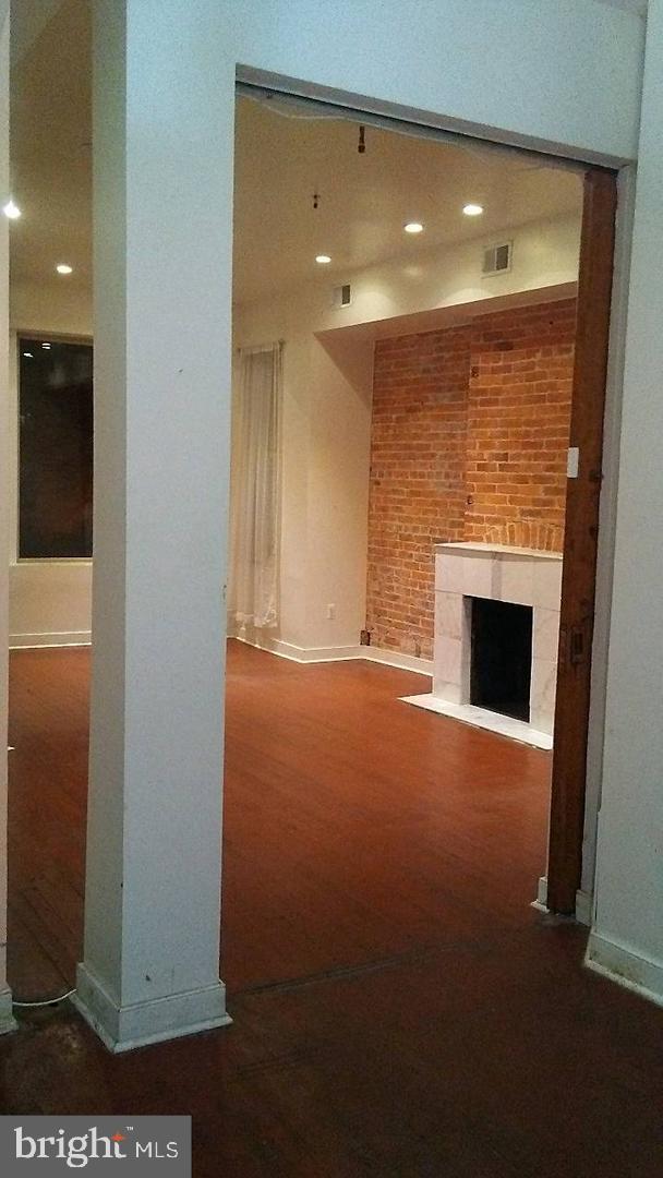 1433 Clifton St Nw #1 Property Photo 7